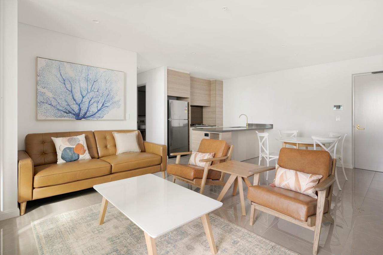 Sea View Beachfront Apartment In Surfers Guldkusten Exteriör bild